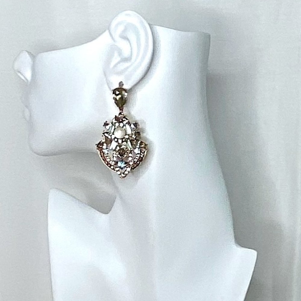 NWOT FREE W/ PURCHASED